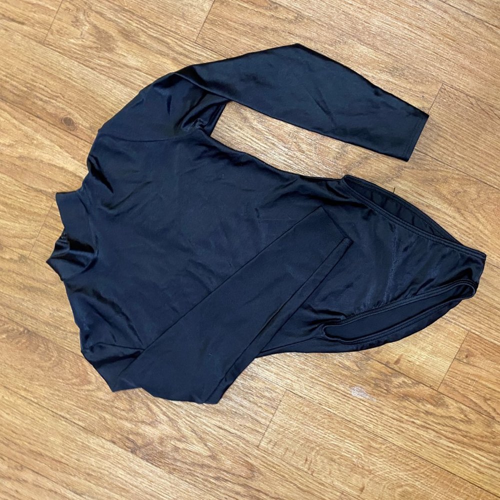 High-hip 90s cut leotard with keyhole back